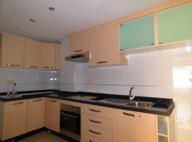 Appartement au centre ville - VA337