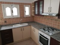 Maison vide de 96 m2 à Charaf: LMV421